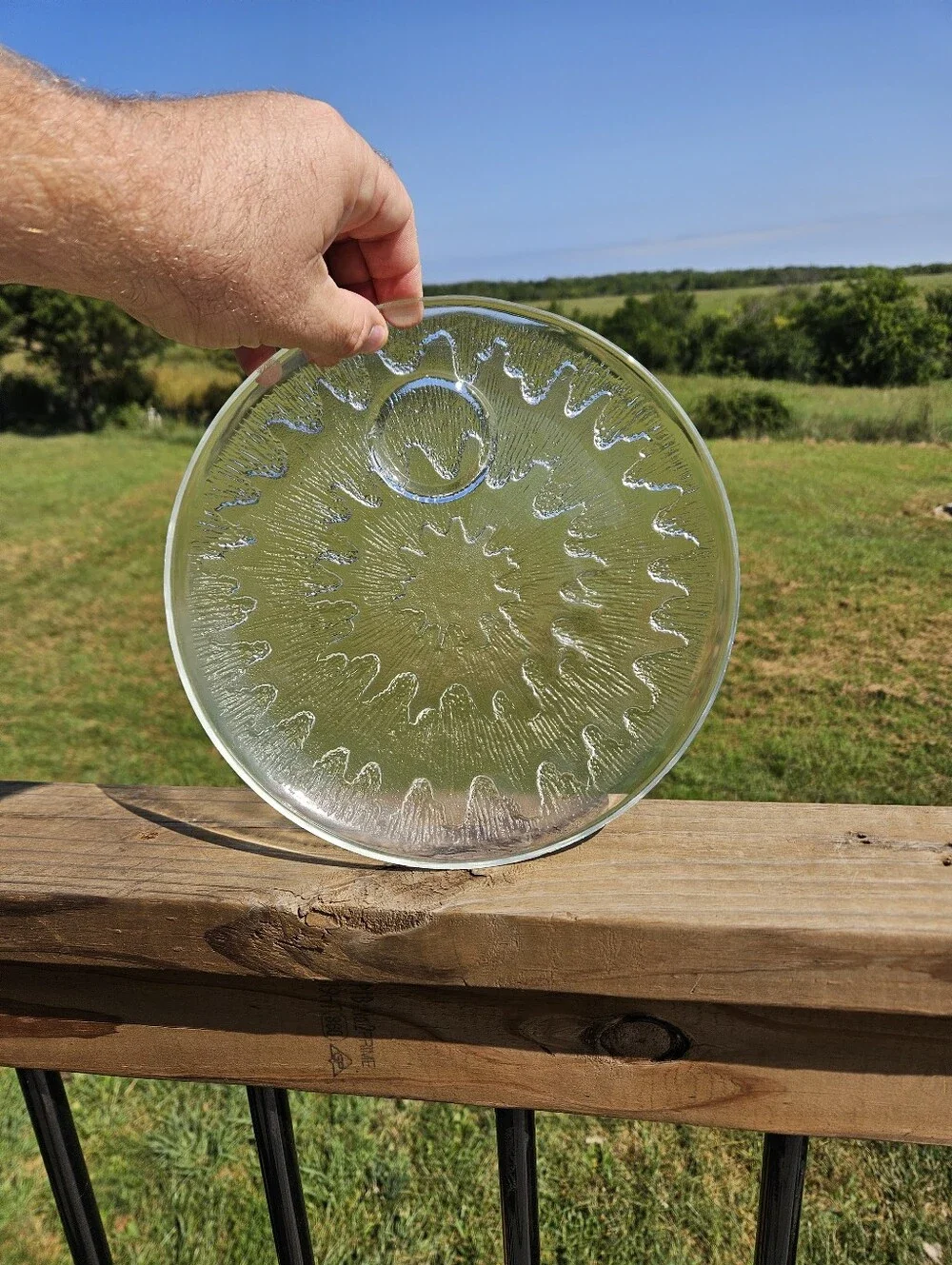 MCM RETRO Vintage Indiana Glass Sunburst Clear Snack Plates 9